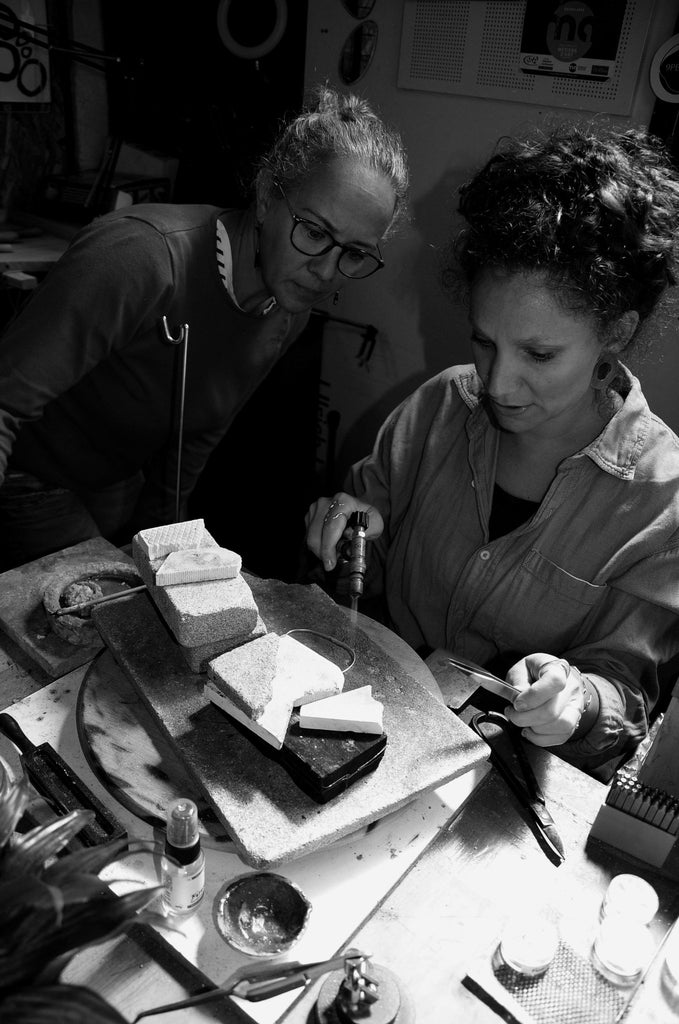 Atelier de bijouterie jonc personnalisable à message - 9 Pensées