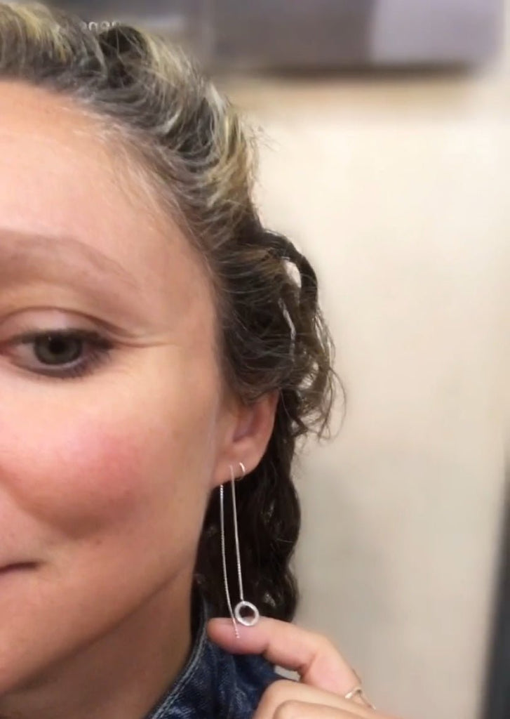 Boucles d'oreilles pendantes chaîne vénitienne et bulle argent 925 - 9 Pensées