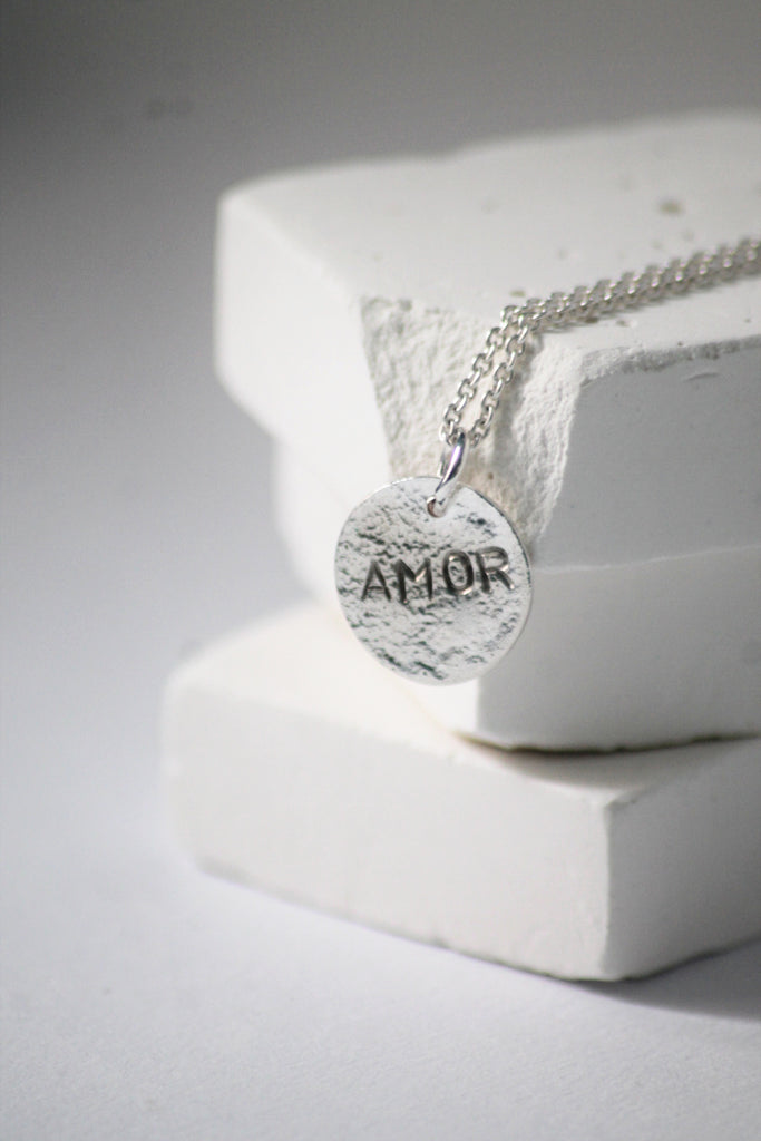 Pendentif argent pastille ronde - 9 Pensées
